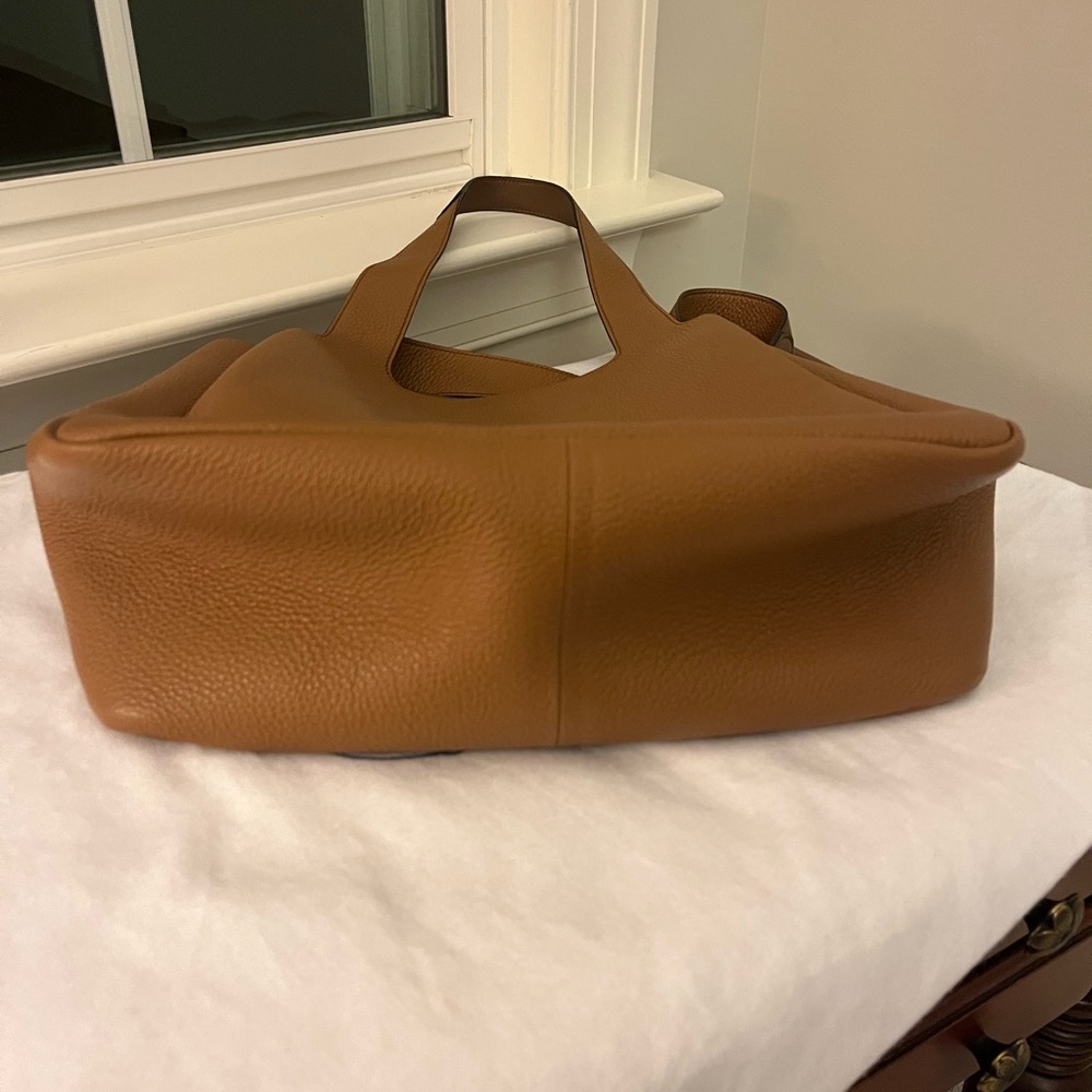 Prada Vitello Daino Tote Bag - Picture 7 of 11